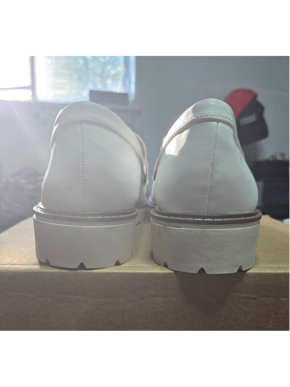 Women's Journee Collection White Penny Loafers Size 12 NIB - Picture 7 of 7